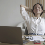 Rahasia Ergonomi Kantor: Bekerja Nyaman Tanpa Mengorbankan Kesehatan Tubuh